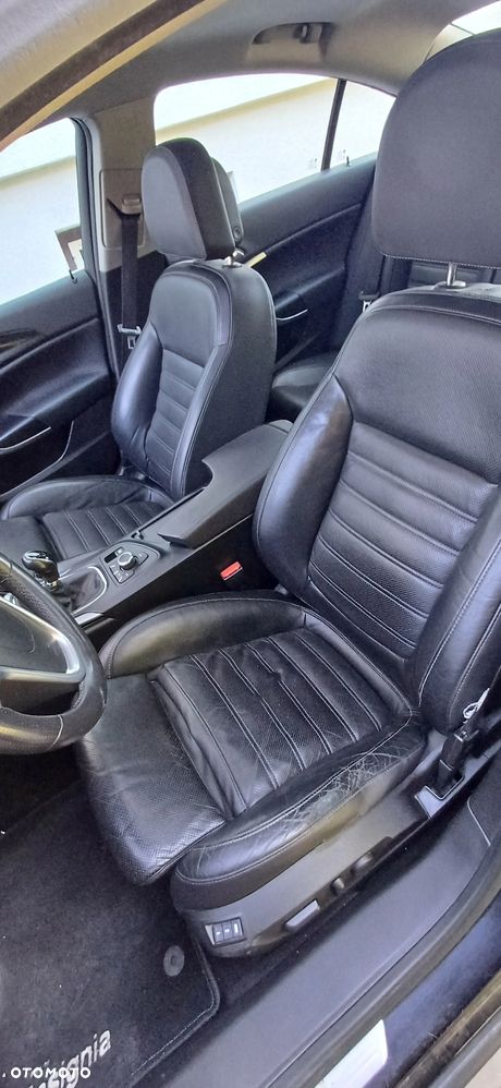 Opel Insignia 2.0 Turbo 4x4 Cosmo - 6