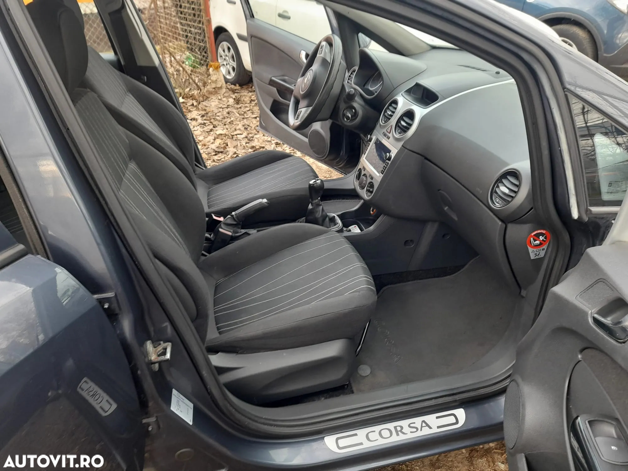 Opel Corsa 1.2 16V Catch me now - 12
