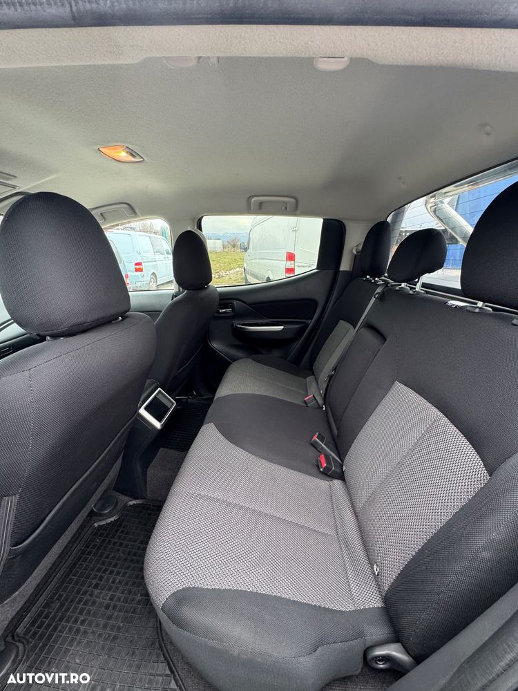 Mitsubishi L200 Double Cab 2.2 DI-D M/T Invite - 13