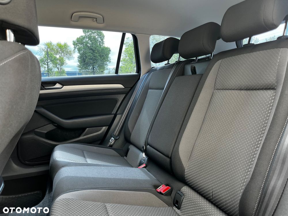 Volkswagen Passat 1.5 TSI EVO Essence DSG - 19