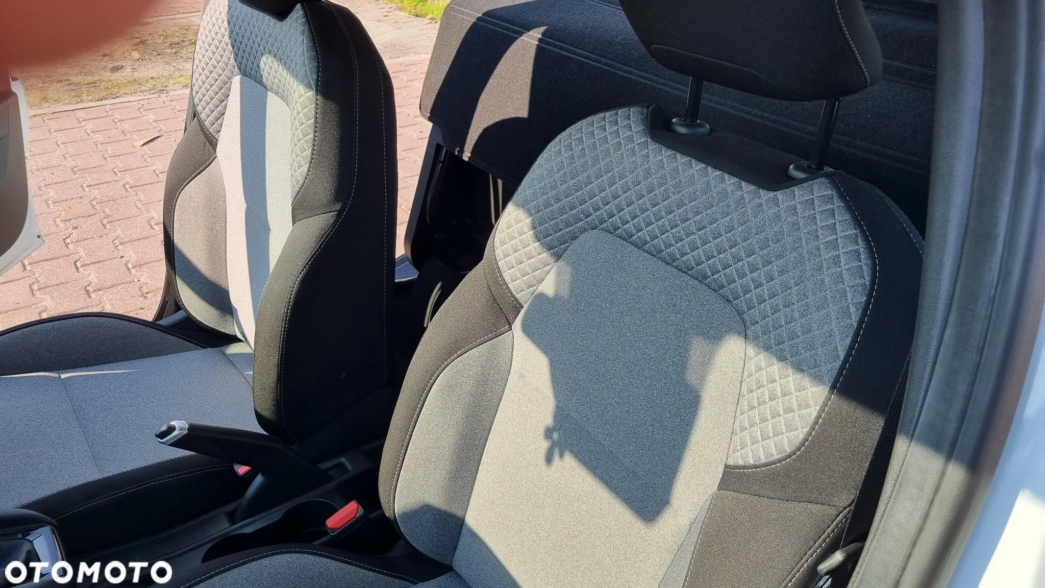 Renault Clio 1.0 SCe Life - 27