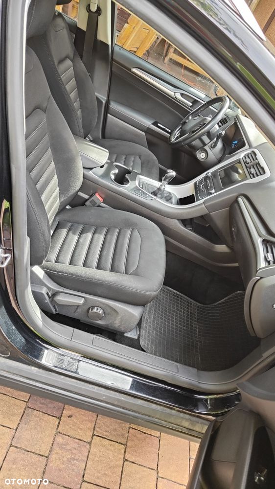 Ford Mondeo - 8