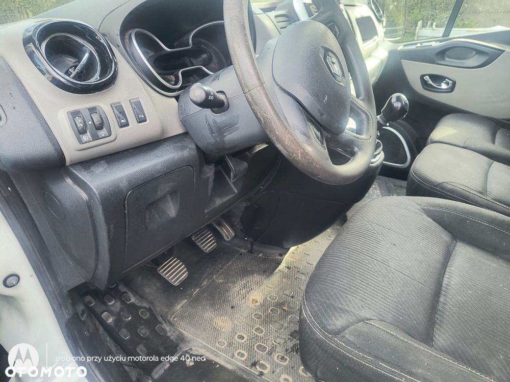 Renault Trafic - 9