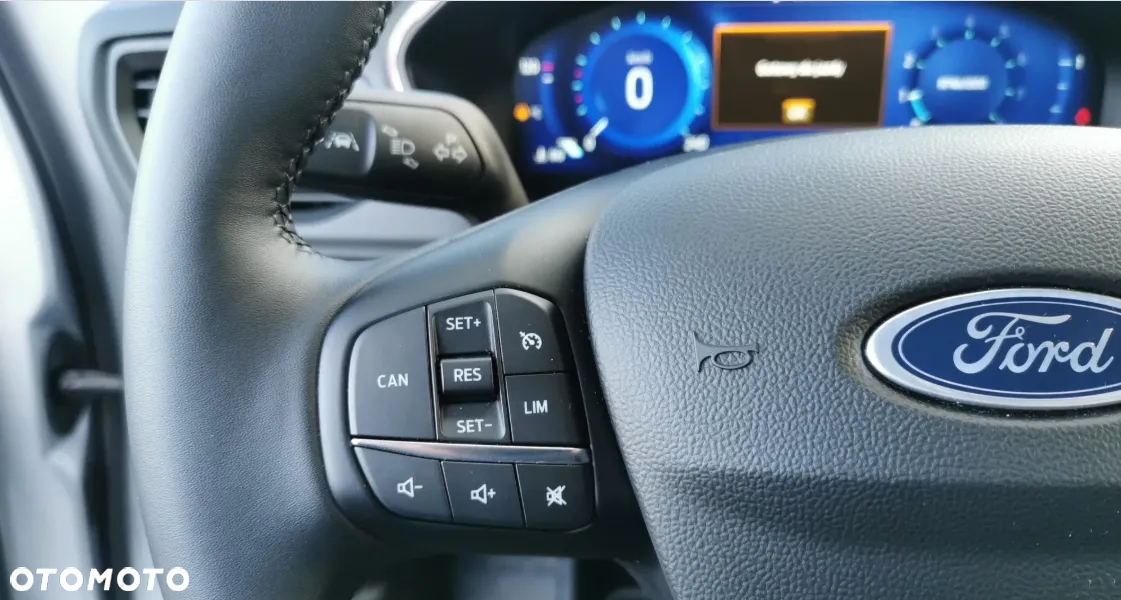 Ford Focus 1.0 EcoBoost Titanium X - 12