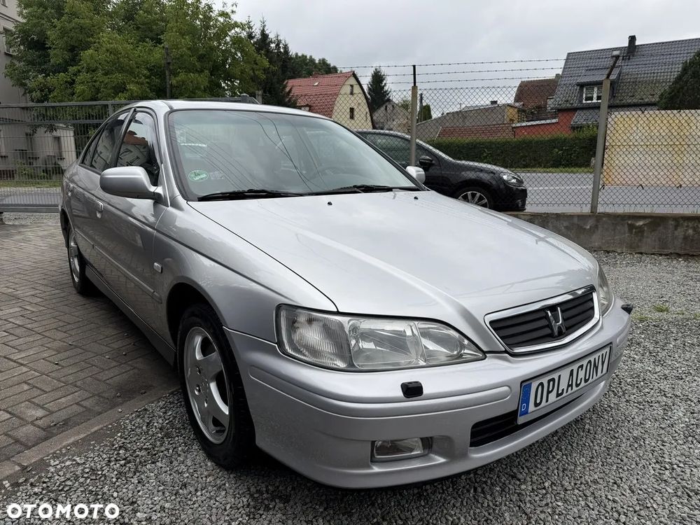 Honda Accord 2.0 ES - 8