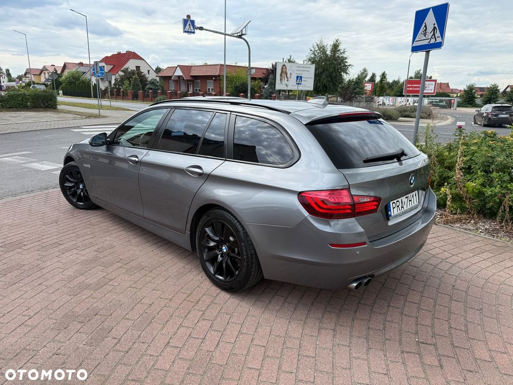 BMW Seria 5 520d Touring Sport Line - 3
