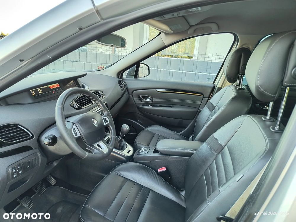 Renault Scenic dCi 130 FAP Bose Edition - 9