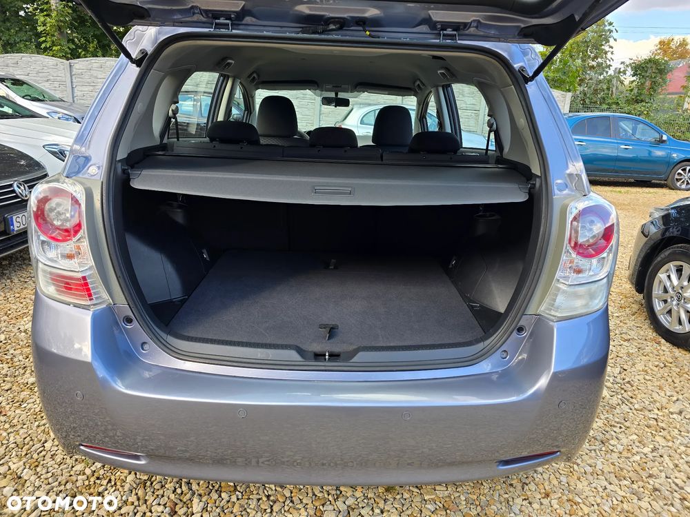 Toyota Verso 1.6 Sol EU5 - 27