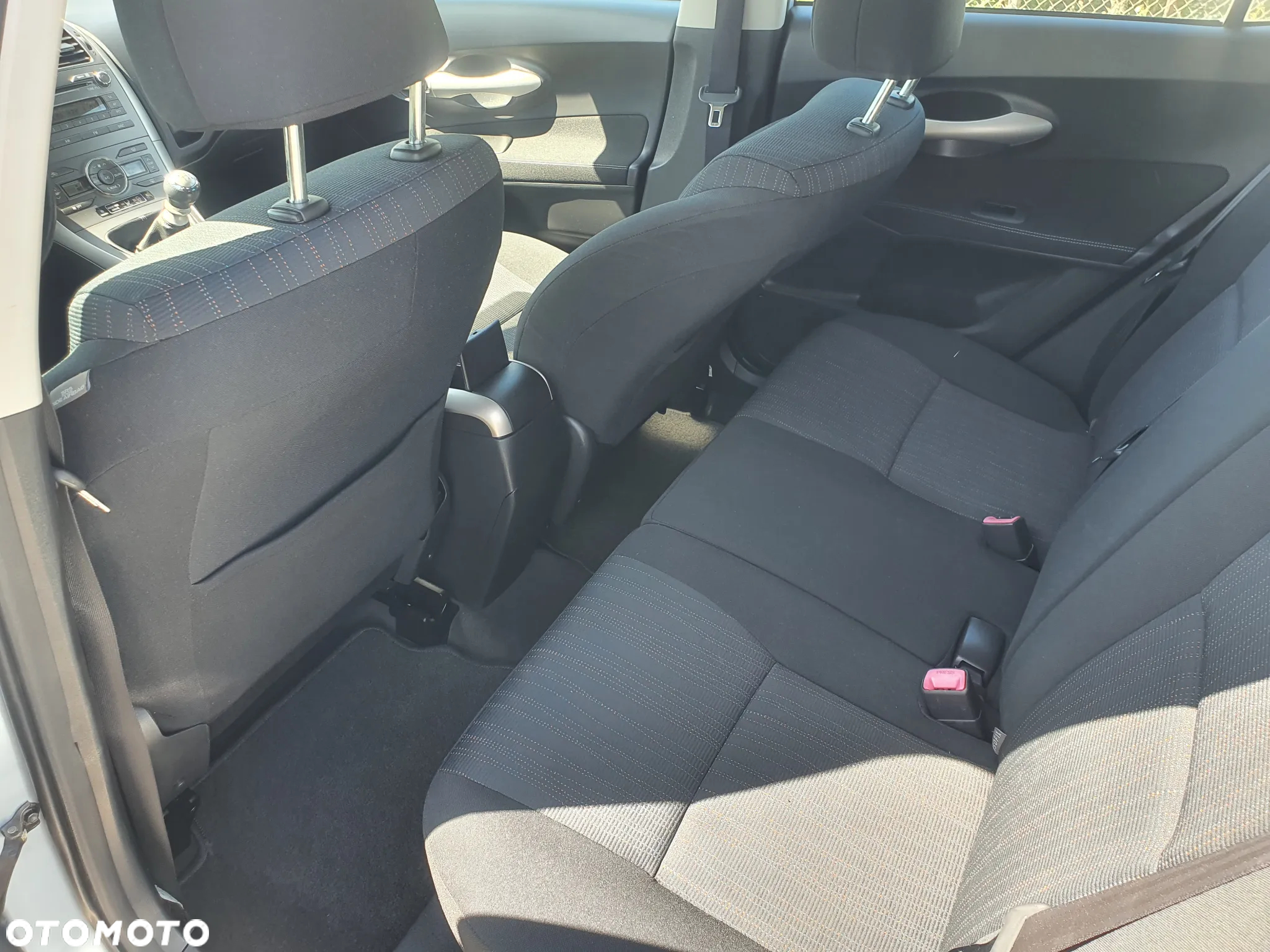 Toyota Auris 1.33 VVT-i Entry - 10