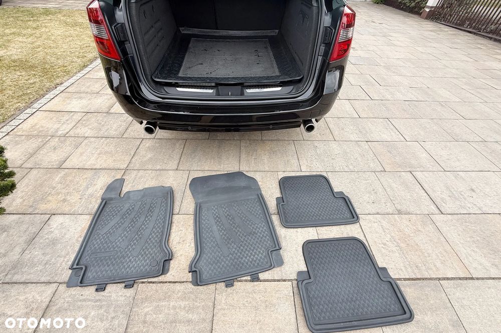 Renault Laguna 2.0 dCi Bose Edition - 28