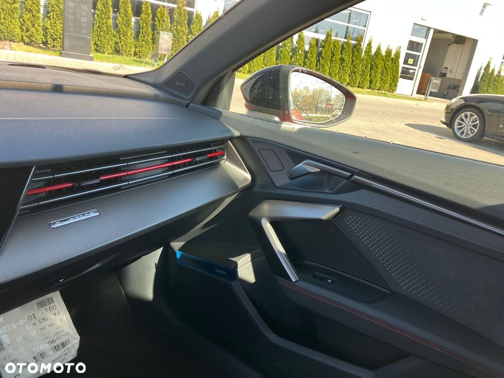 Audi RS3 Limousine - 21