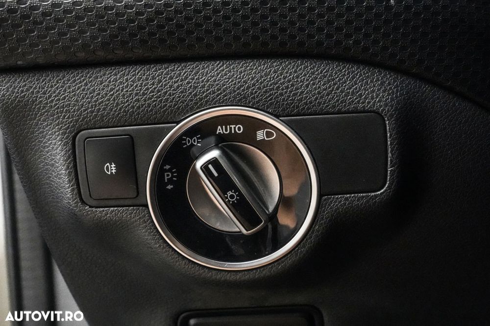 Mercedes-Benz A - 20