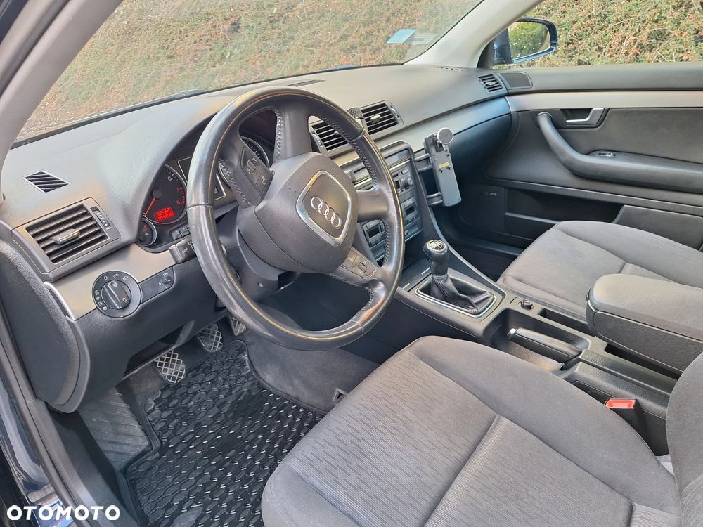 Audi A4 Limousine 2.0T FSI - 5