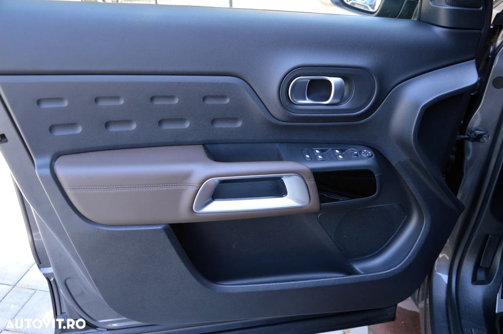Citroën C5 Aircross 1.6 PureTech S&S EAT8 Shine - 12