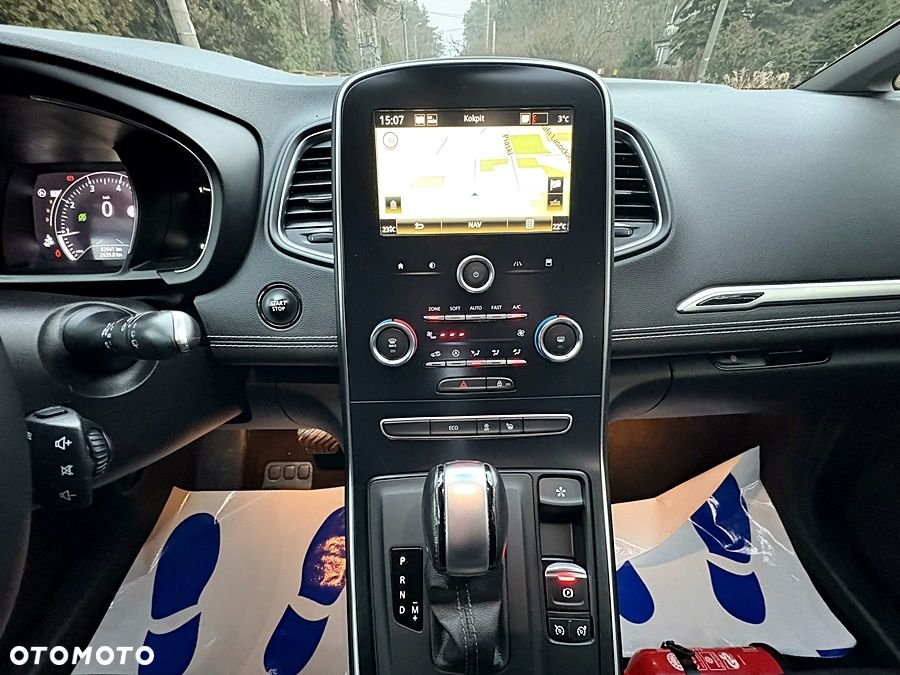 Renault Scenic ENERGY TCe 140 EDC LIMITED - 24