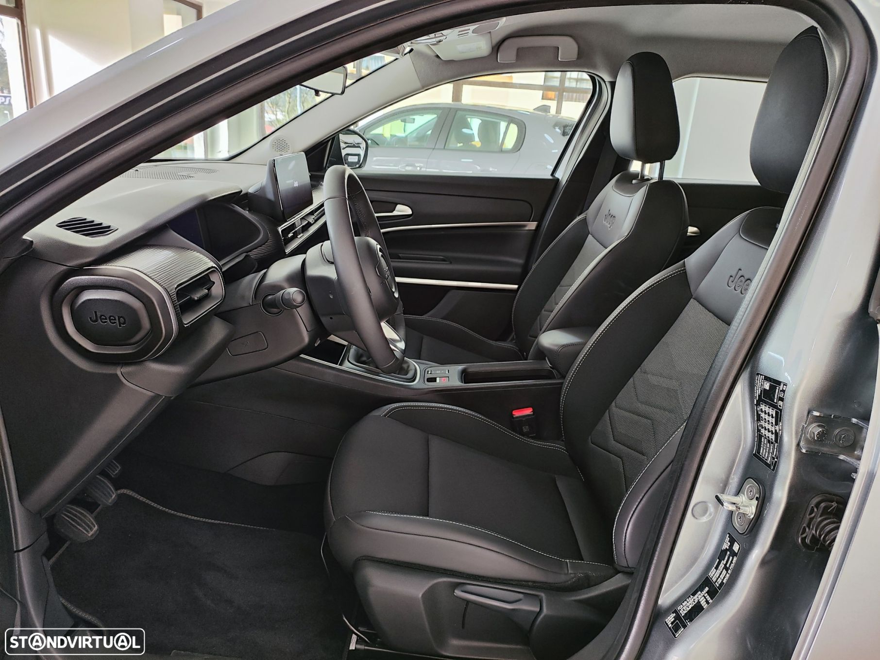 Jeep Avenger 1.2 GSE T3 Altitude - 7