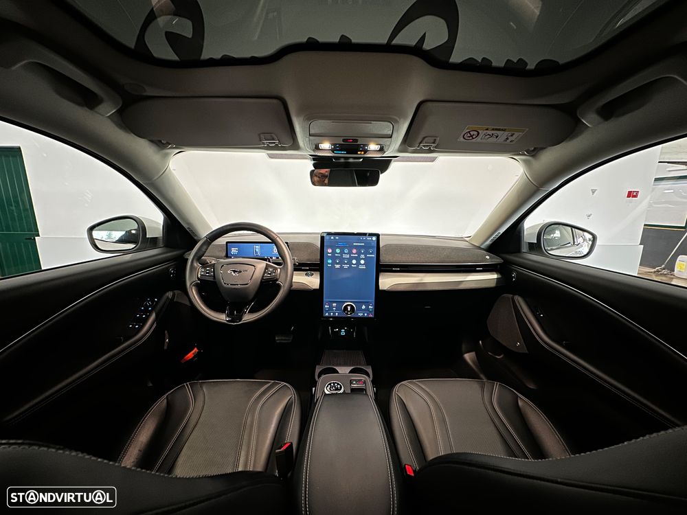 Ford Mustang Mach-E 75.7 kWh Premium AWD - 16