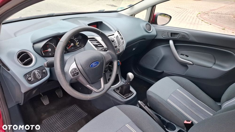 Ford Fiesta 1.25 Platinium X - 9