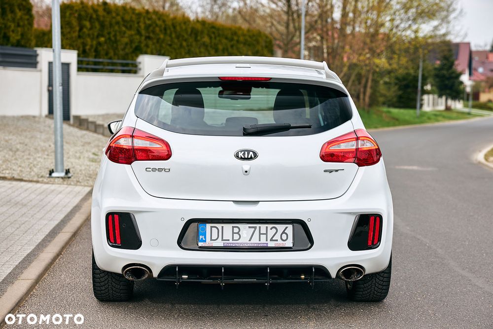 Kia Ceed 1.6 T-GDI GT-Track - 5