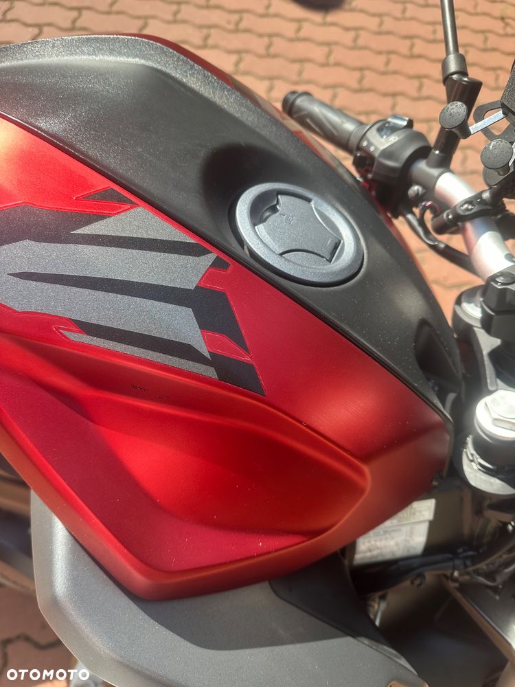 Yamaha MT - 13