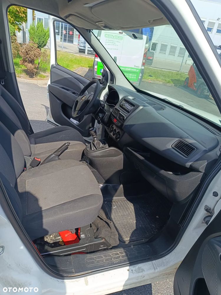 Fiat DOBLO - 9