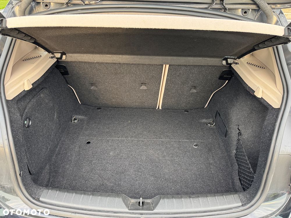 BMW Seria 1 120d - 25