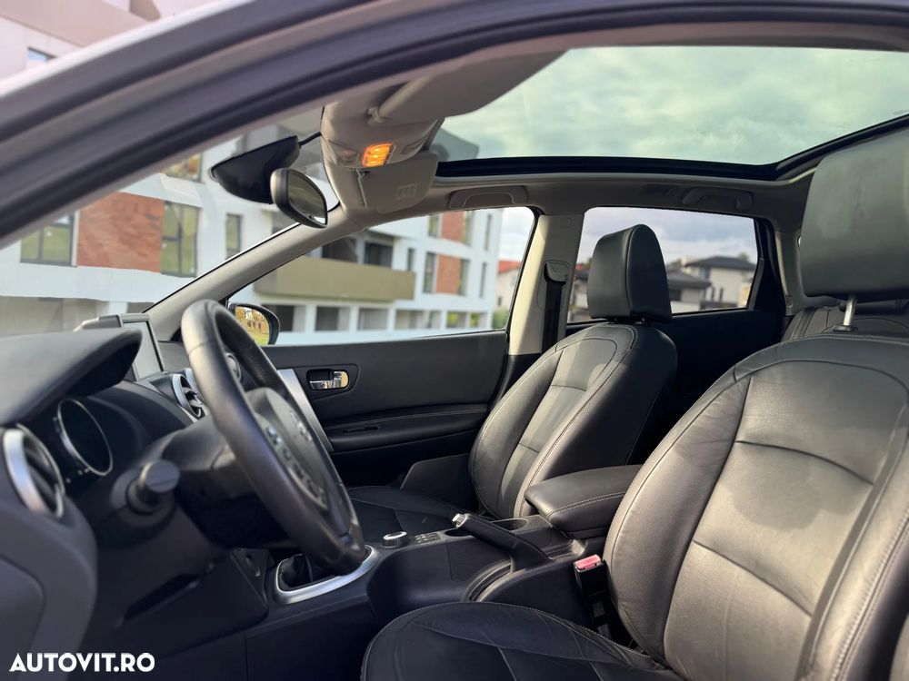Nissan Qashqai 2.0 DCI 4 x 4 DPF tekna - 14