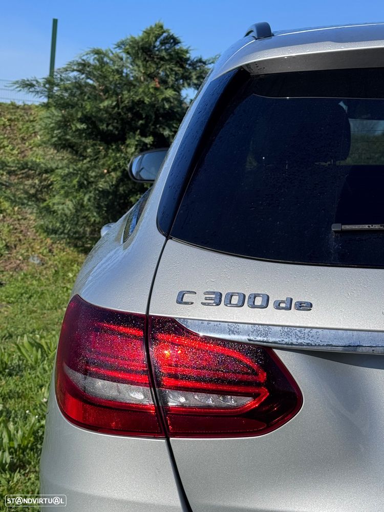 Mercedes-Benz C 300 de AMG Line - 2