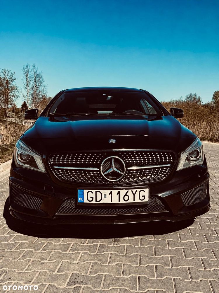 Mercedes-Benz CLA 200 7G-DCT AMG Line - 14