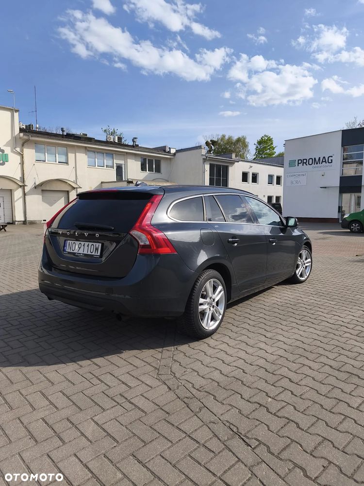 Volvo V60 - 8