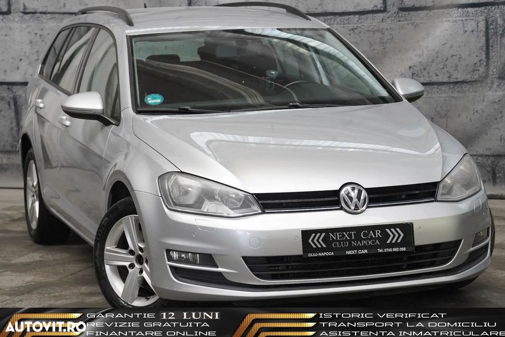 Volkswagen Golf - 1
