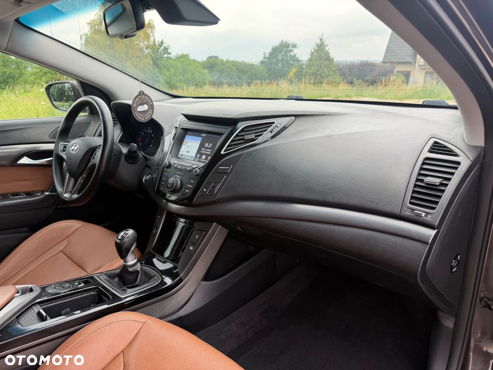 Hyundai i40 Kombi 2.0 Premium - 31