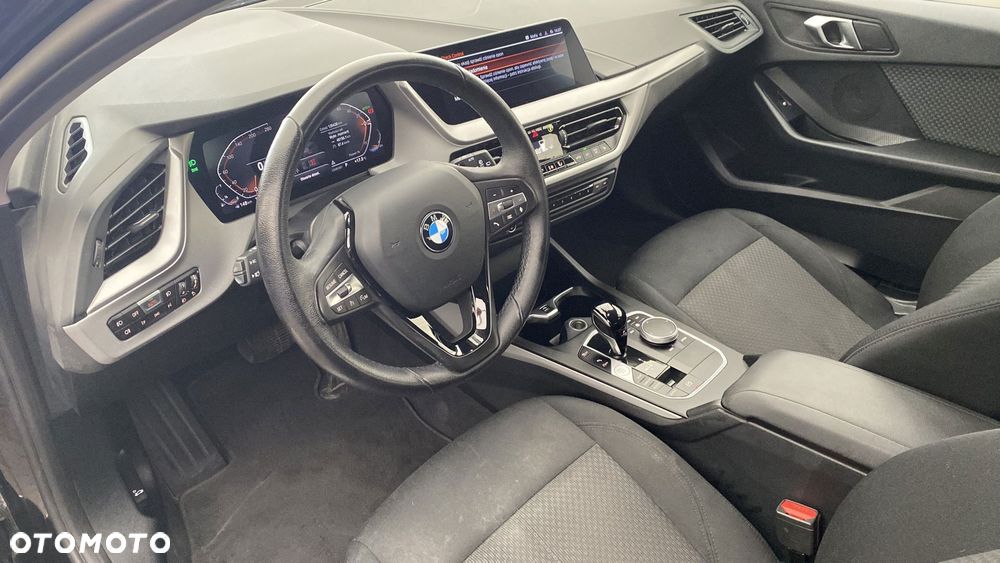 BMW Seria 1 118i Advantage - 10