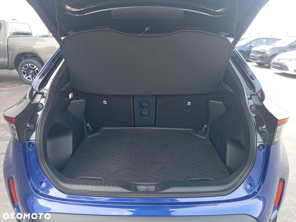 Toyota Yaris Cross - 12