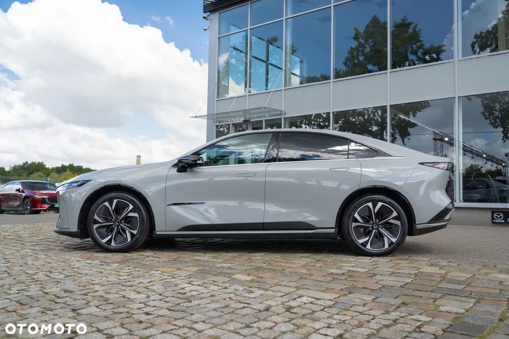 Mazda 6e 68.8kWh Takumi Plus - 8