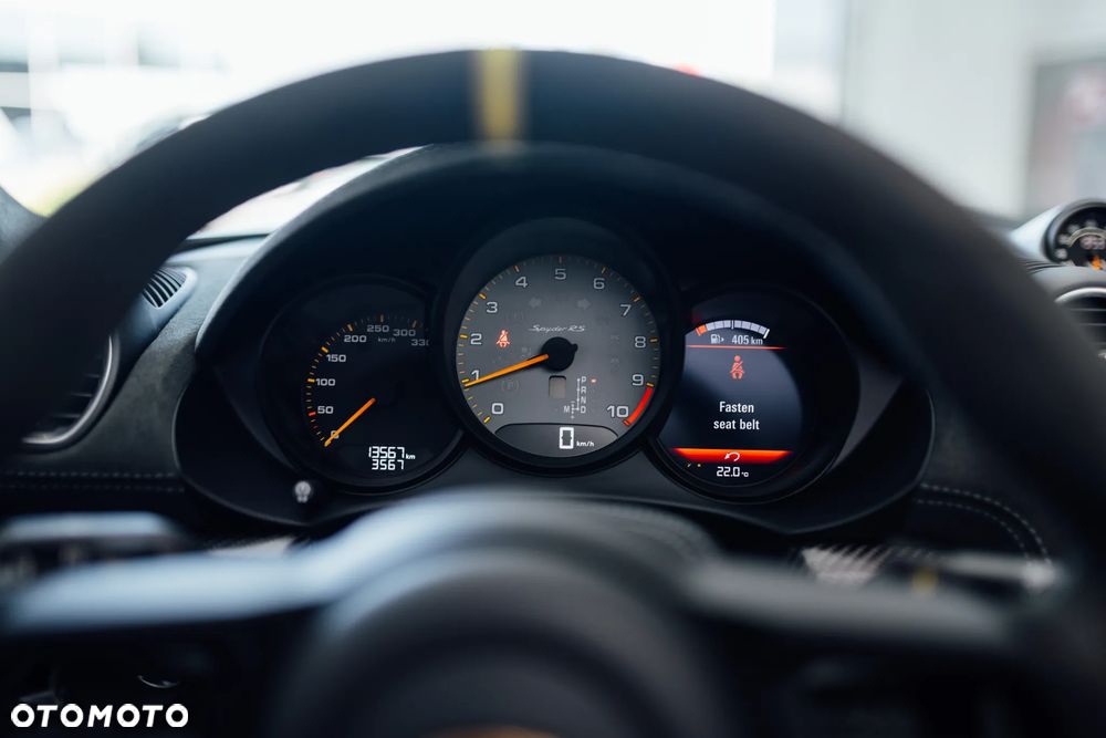 Porsche 718 Spyder - 40