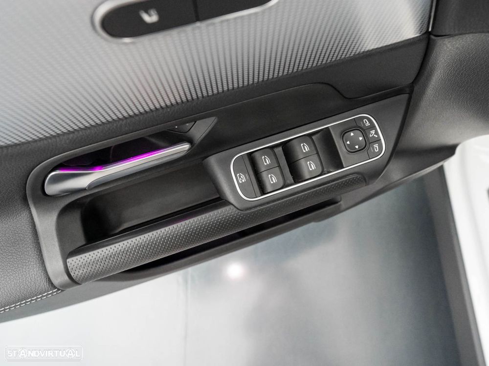 Mercedes-Benz GLA 200 d Style - 17