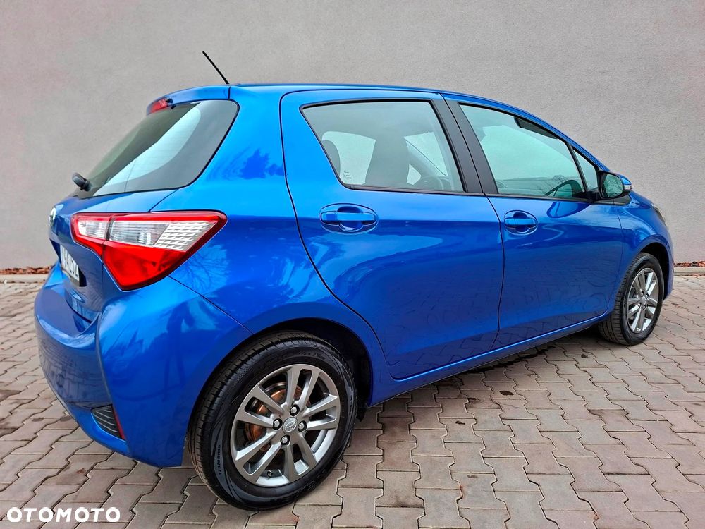 Toyota Yaris 1.5 Premium - 8