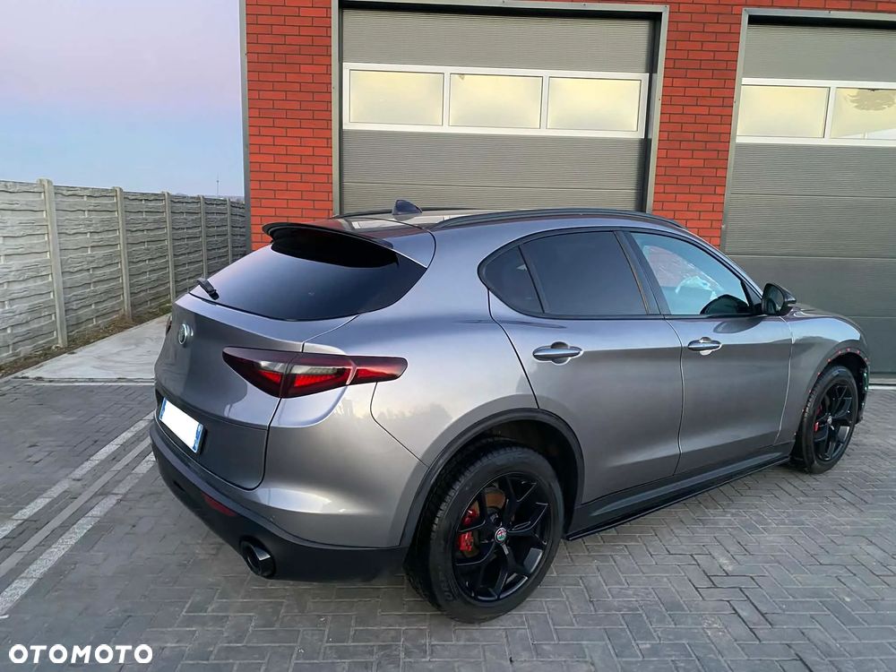 Alfa Romeo Stelvio 2.2 16V AT8 Executive - 6