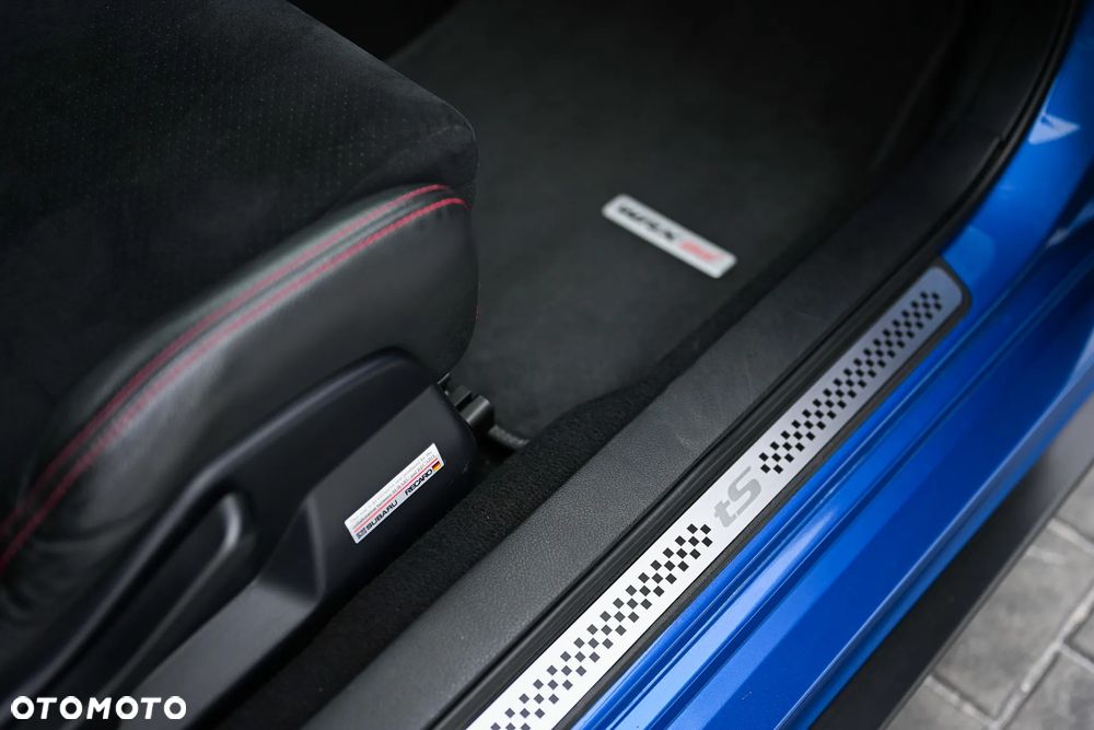 Subaru Impreza STI - 8