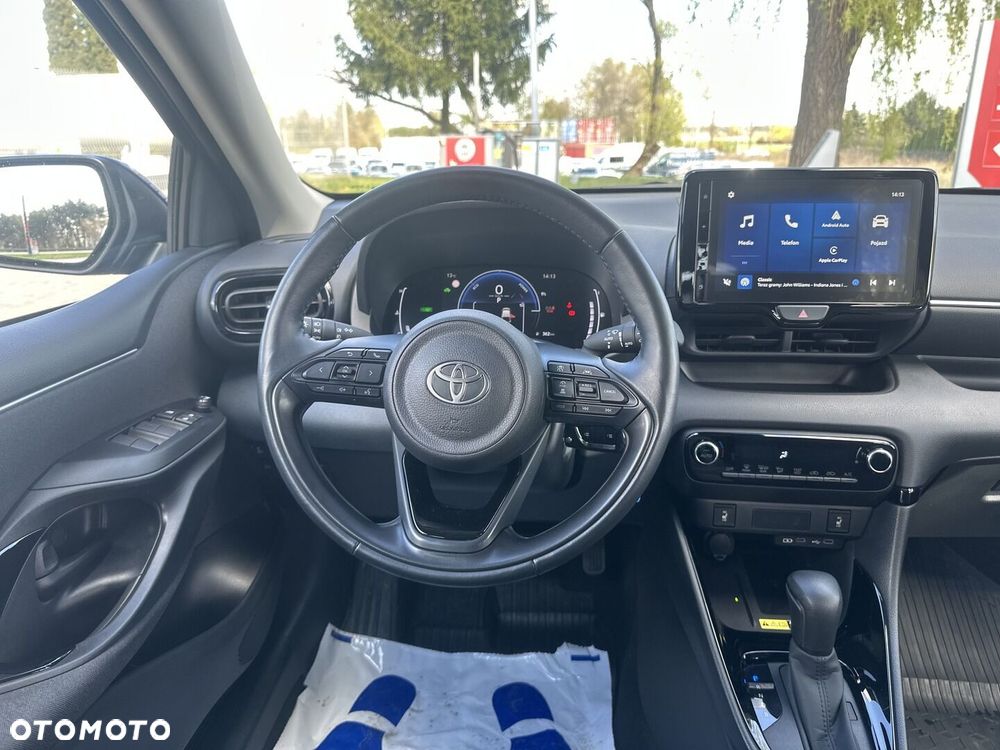 Toyota Yaris Hybrid 1.5 Style - 12