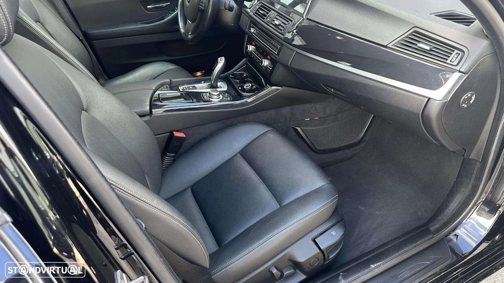 BMW 520 d Auto - 11