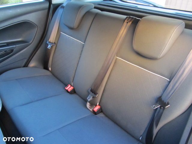 Ford Fiesta 1.25 Celebration - 11