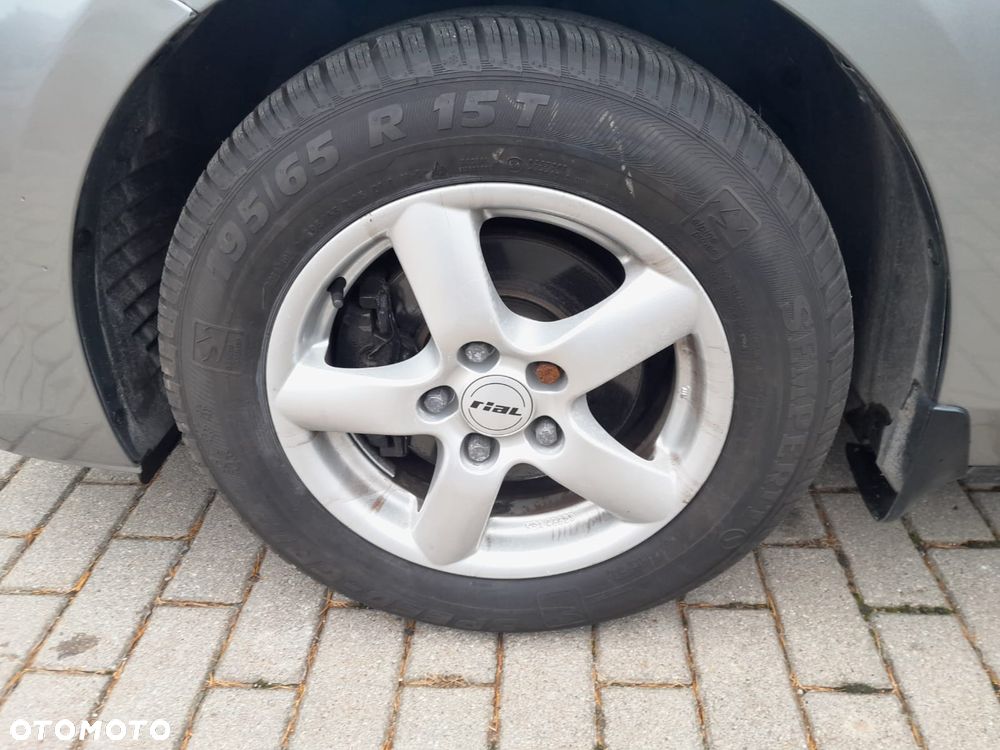 Mazda 3 1.6 Active - 8