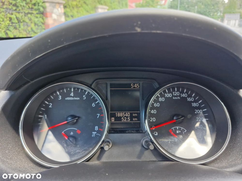 Nissan Qashqai 1.6 Acenta - 26