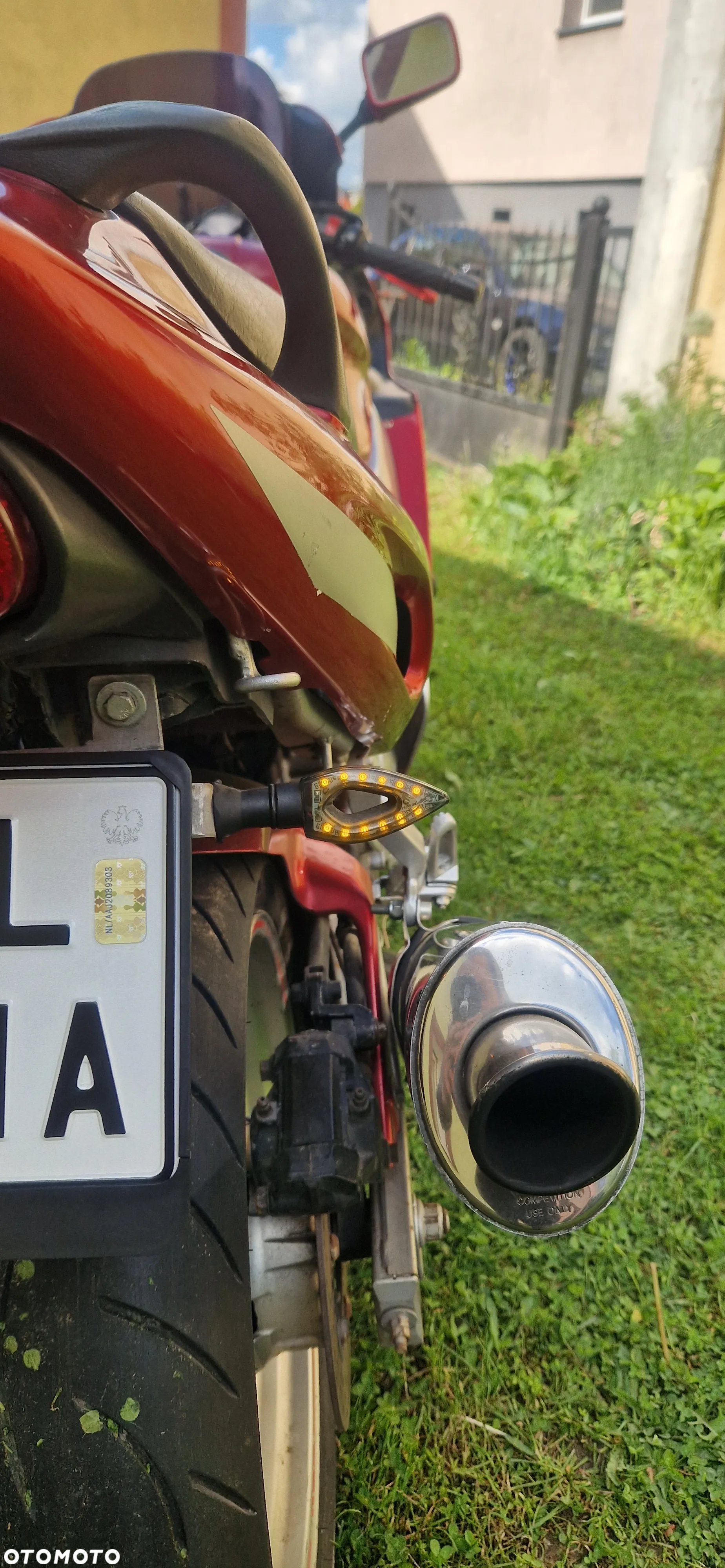Yamaha YZF - 8