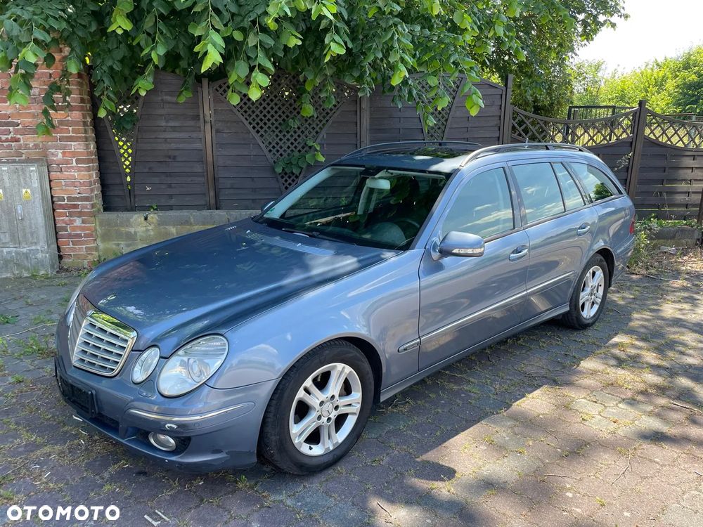 Mercedes-Benz Klasa E 320 CDI 7G-TRONIC Elegance - 4