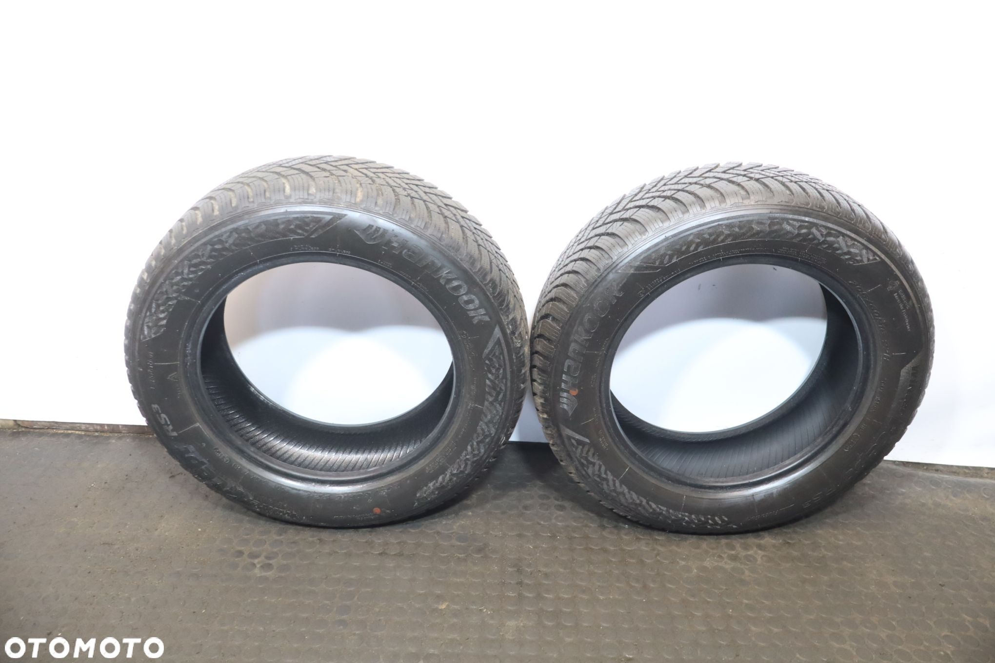 OPONA OPONY 2 SZT HANKOOK  205/60/16 ZIMA 22R - 1
