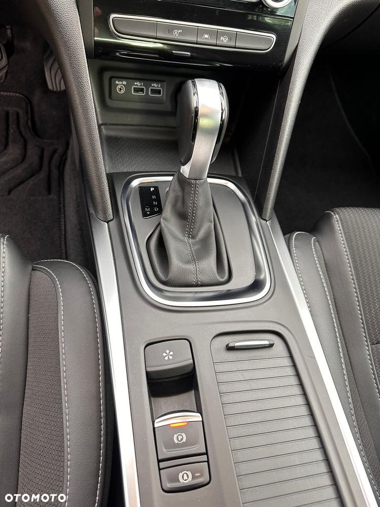 Renault Megane - 12