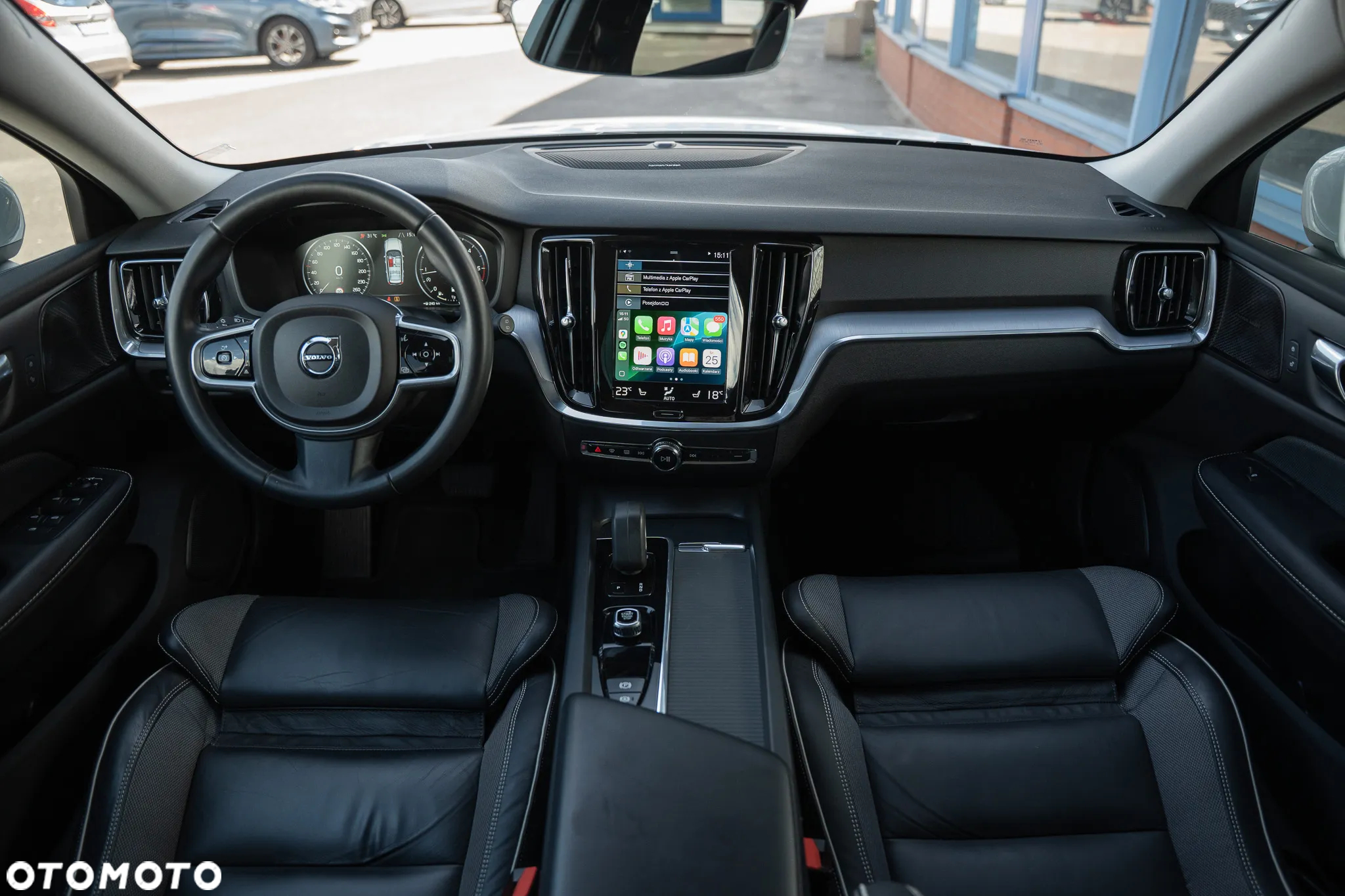 Volvo V60 Cross Country B4 D AWD Geartronic Pro - 4